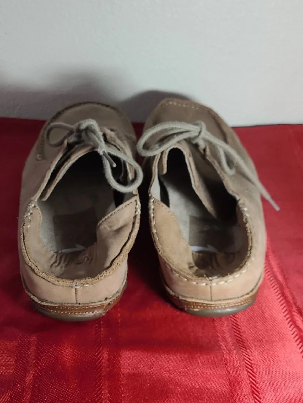 OluKai Men's Casual Leather Moc Toe Boat Shoes in Tan
